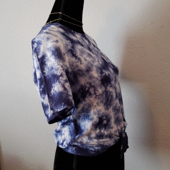 Navy Blue and White Tie-Dye Blouse with Waist Tie - Picture 5 of 7